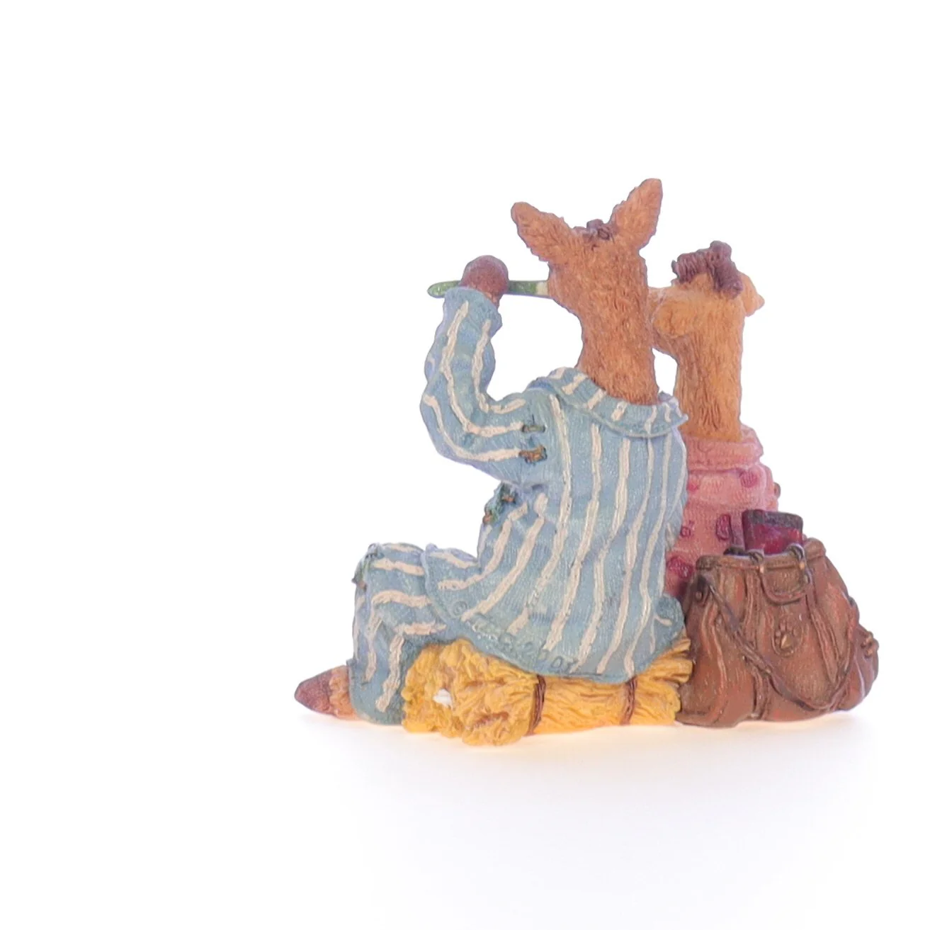 The Bearstone Collection Vintage 2001 Resin Figurine 2441 - Image 4
