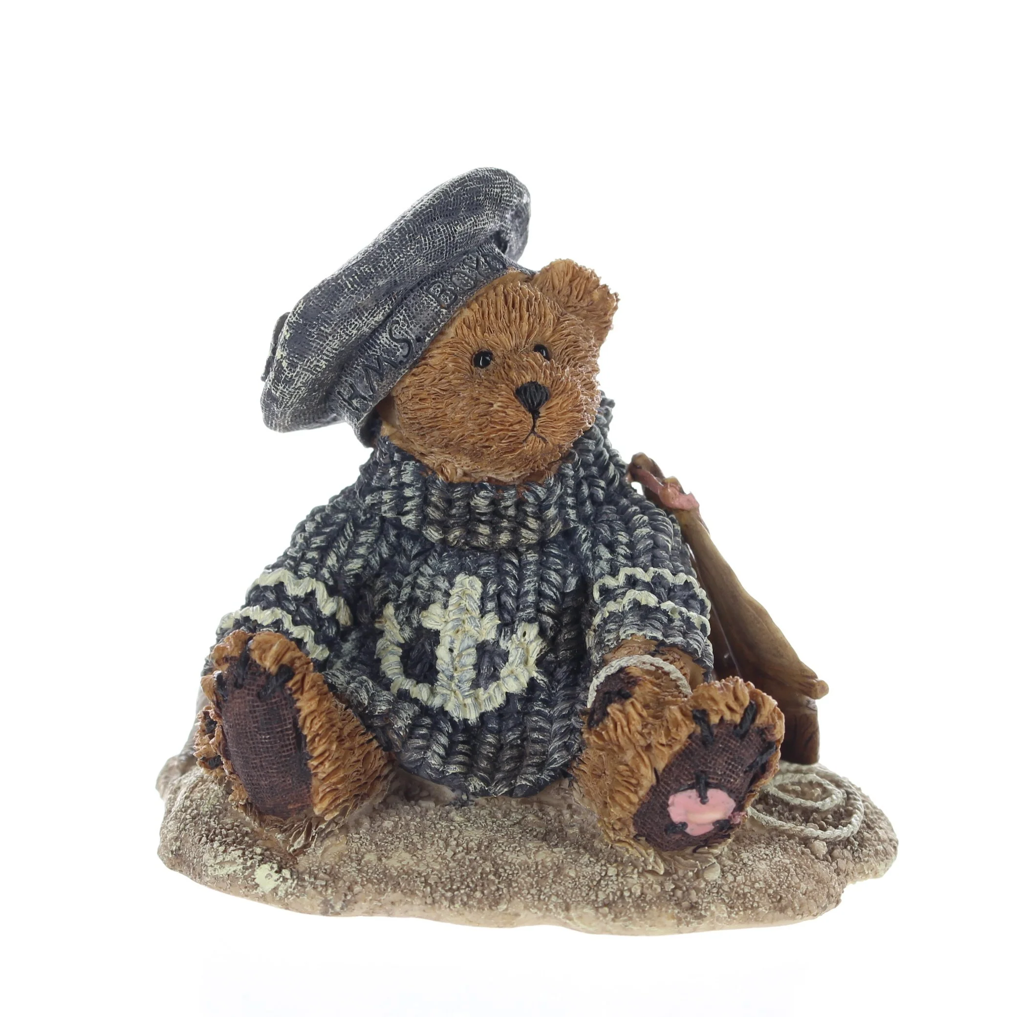 The Bearstone Collection Vintage 1993 Resin Figurine Christian By The Sea 2012
