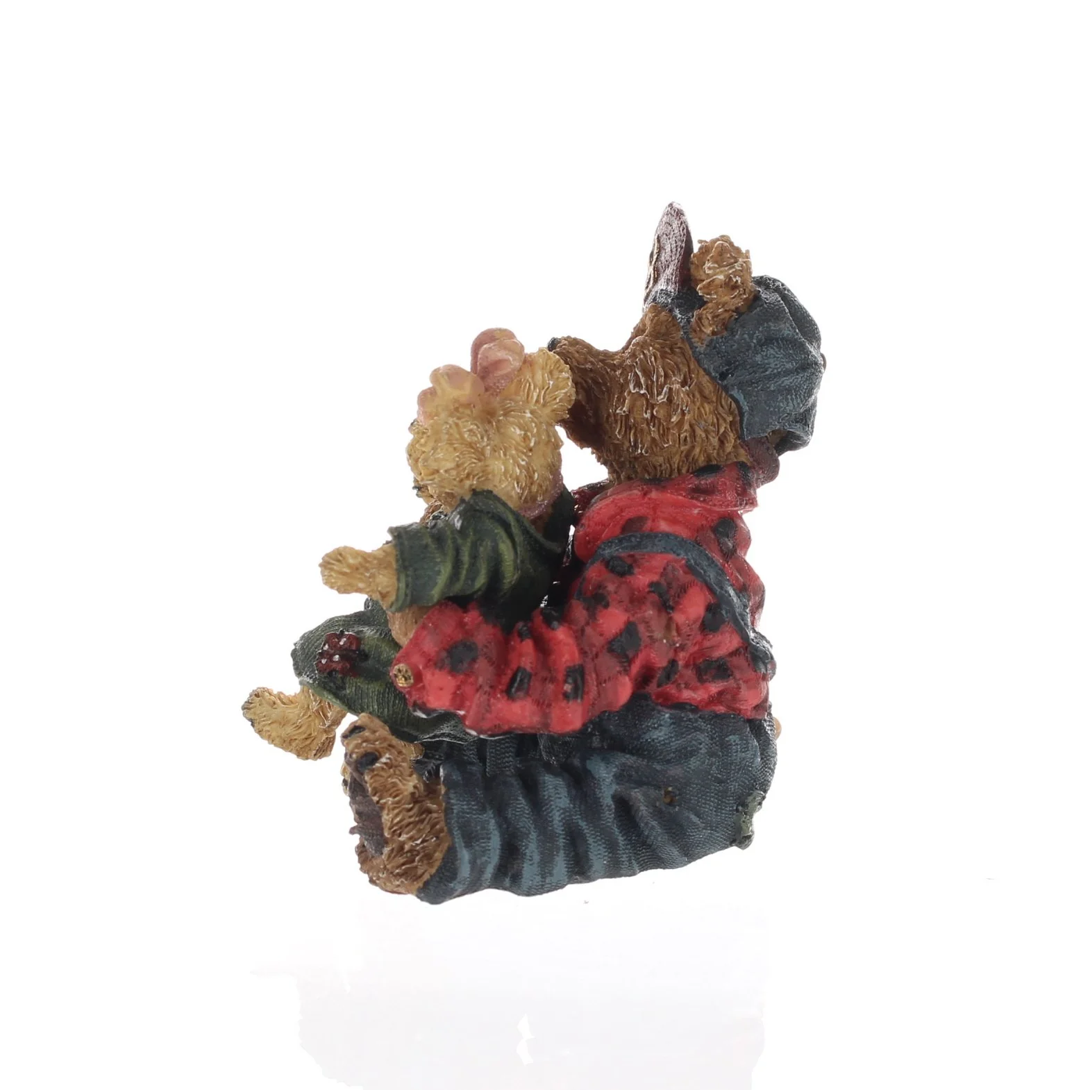 The Bearstone Collection Vintage  Resin Figurine 227724CI - Image 3