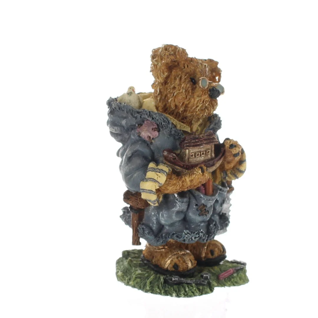 The Bearstone Collection Vintage 1999 Resin Figurine 2426 - Image 8
