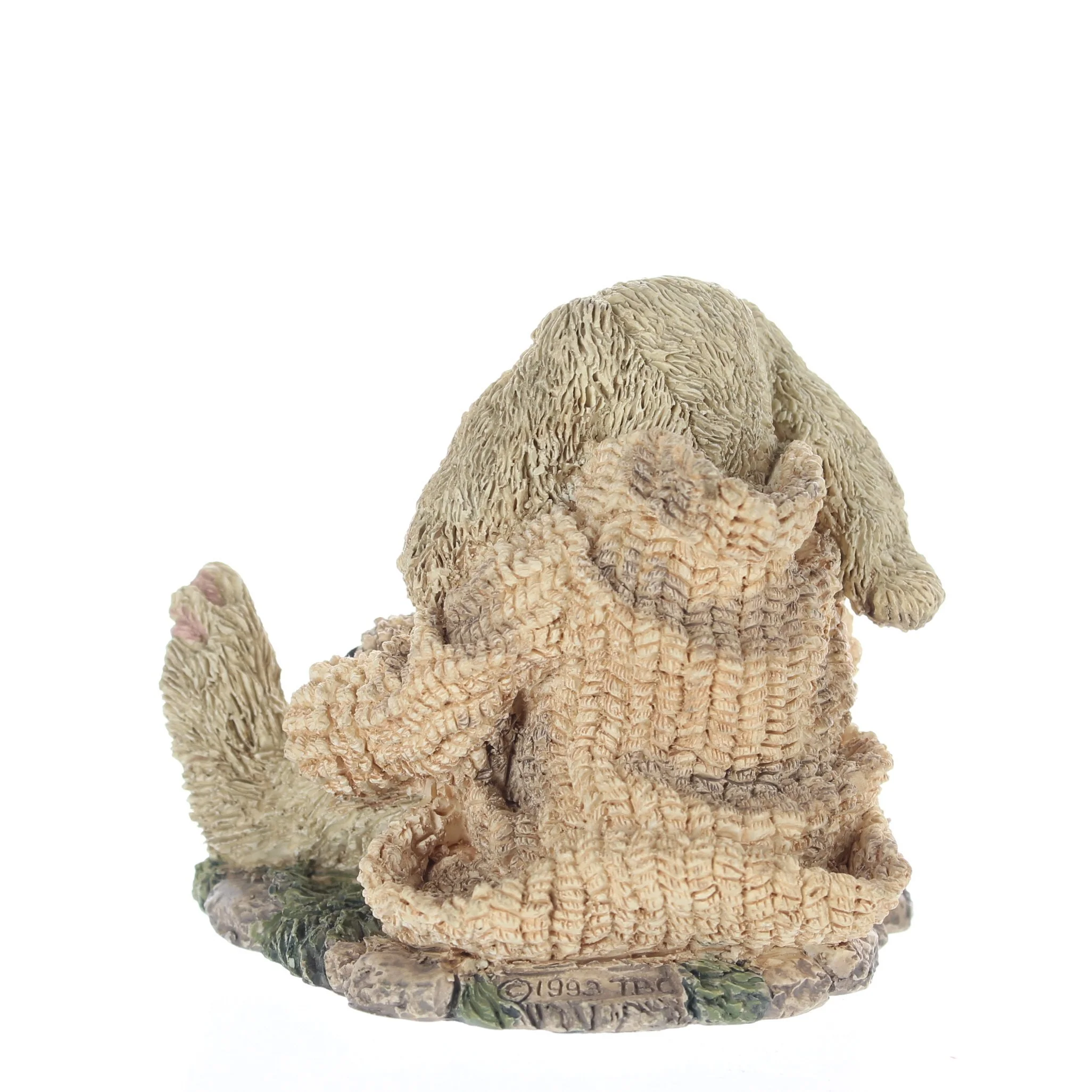 The Bearstone Collection Vintage 1993 Resin Figurine Lop Rabbit W/Lamb 2011 - Image 4