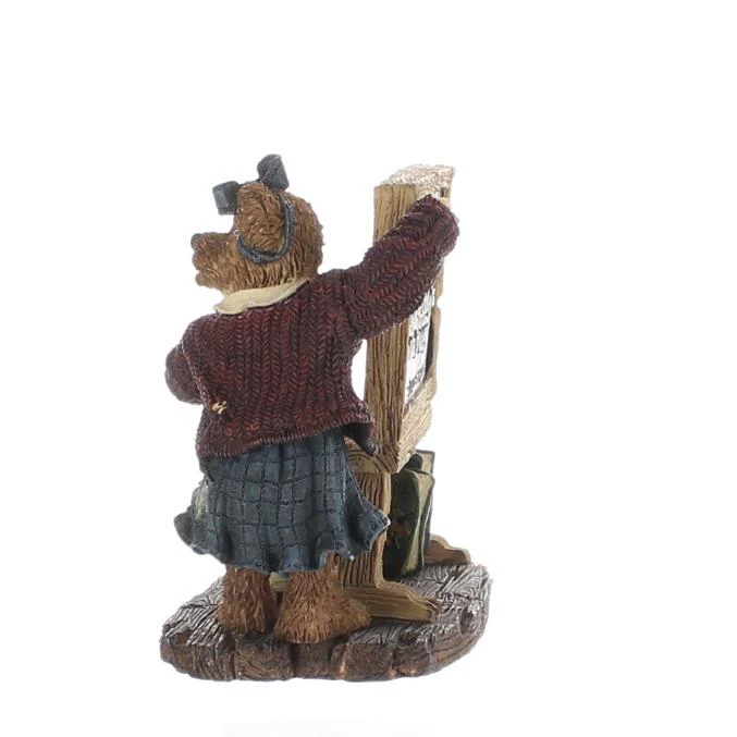 The Bearstone Collection Vintage Resin Figurine Ms. Appleby…It's Elementary - Image 3