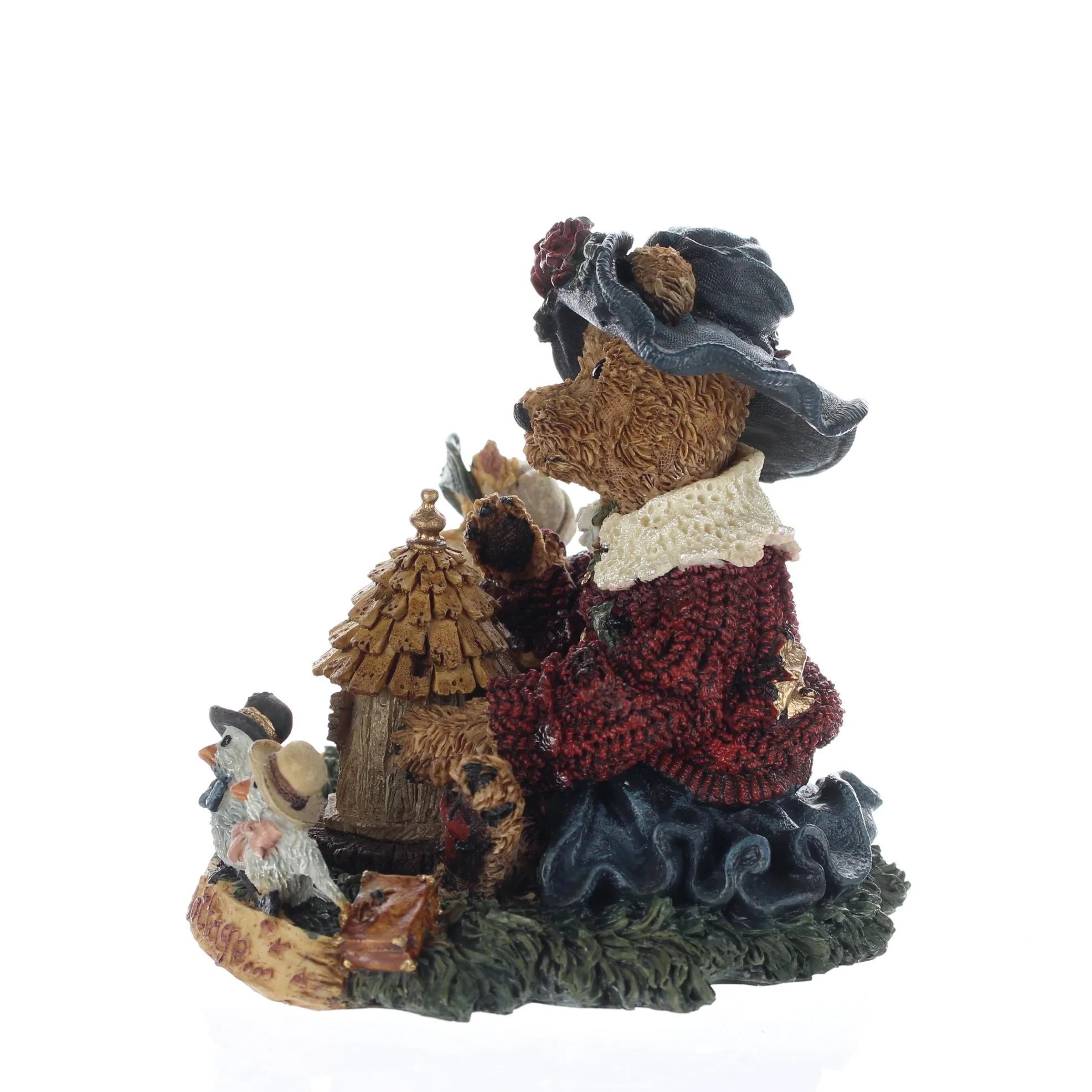 The Bearstone Collection Vintage 1998 Resin Figurine Ms. Berriweather's Cottage - Image 3