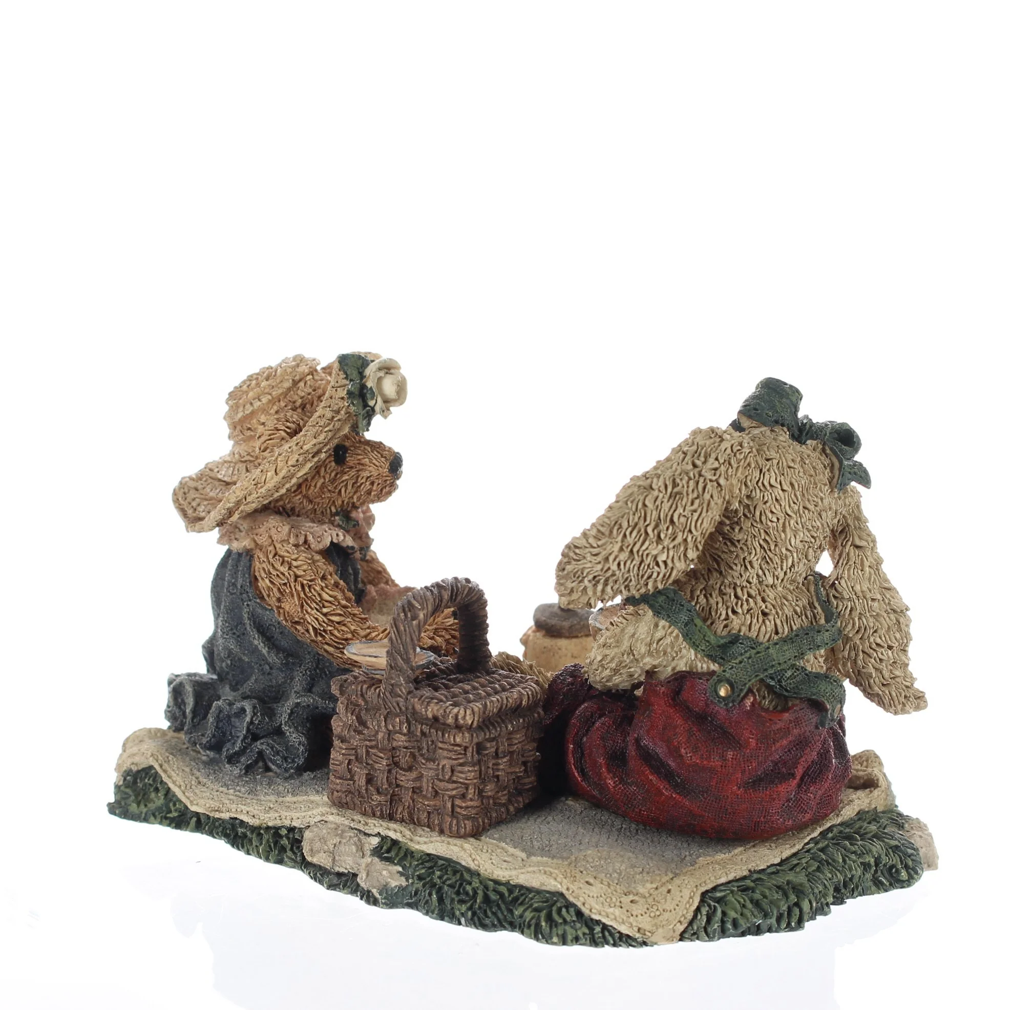 The Bearstone Collection Vintage 1993 Resin Figurine Picnic Bear 2018 - Image 6