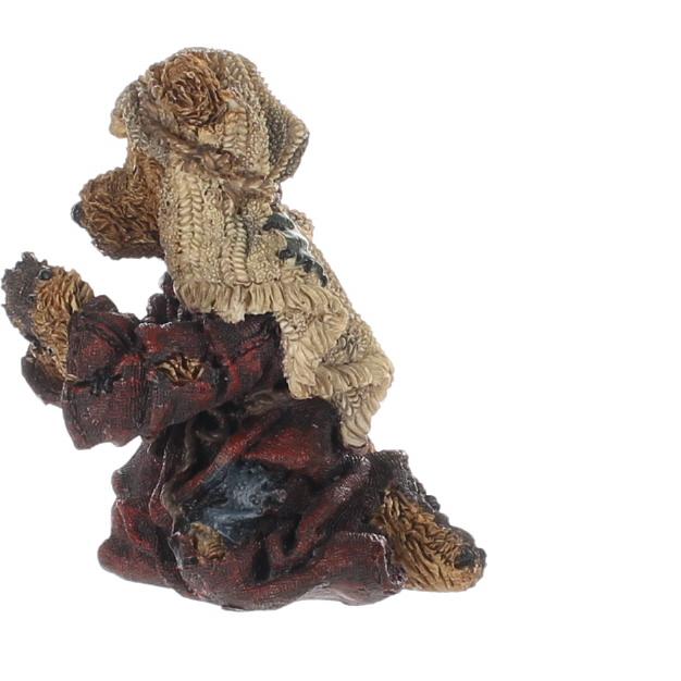 The Bearstone Collection Vintage  Resin Figurine Theresaâ€¦As Mary 2402 - Image 3