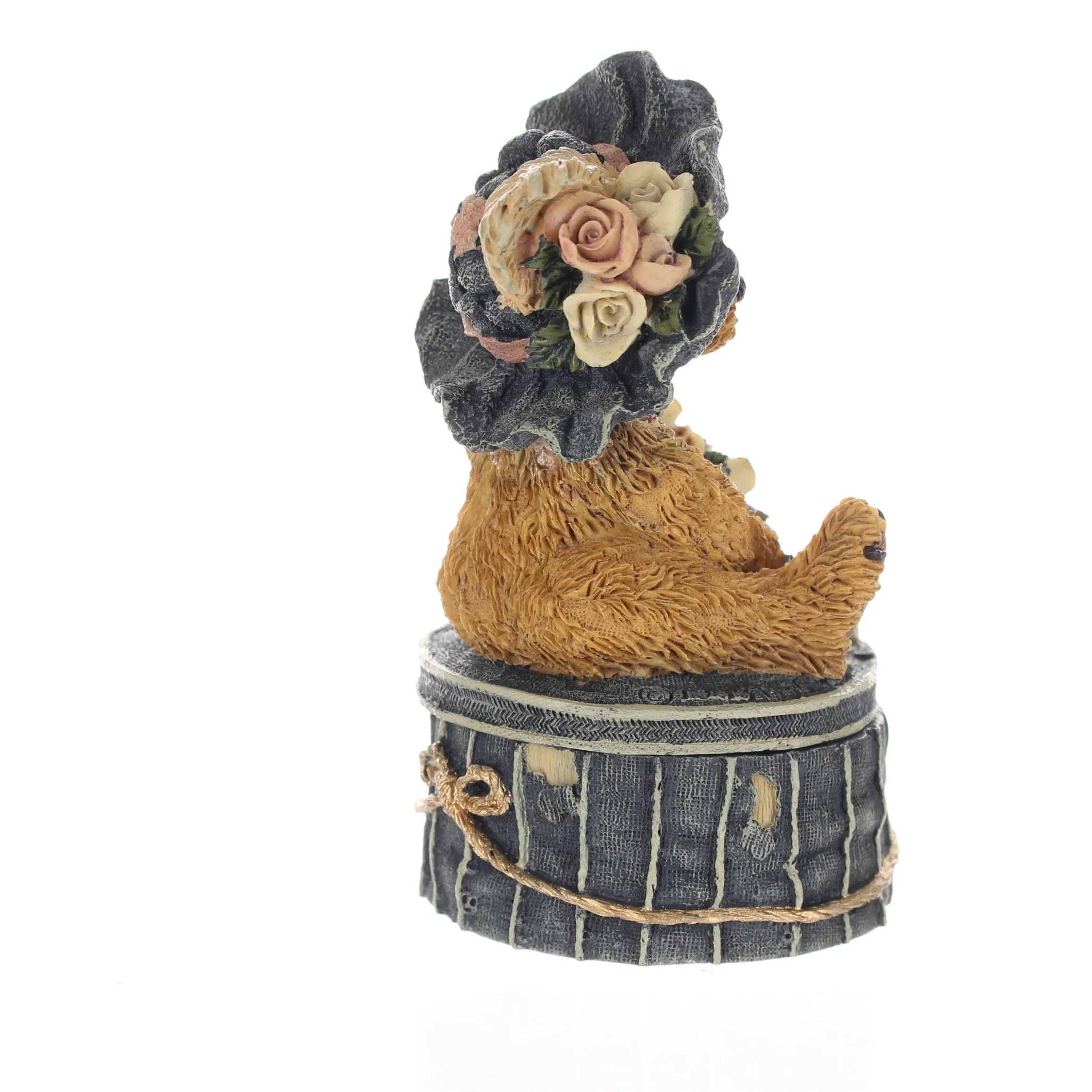 The Bearstone Collection Vintage 1993 Resin Figurine Victoriaâ€¦The Lady 2004 - Image 6