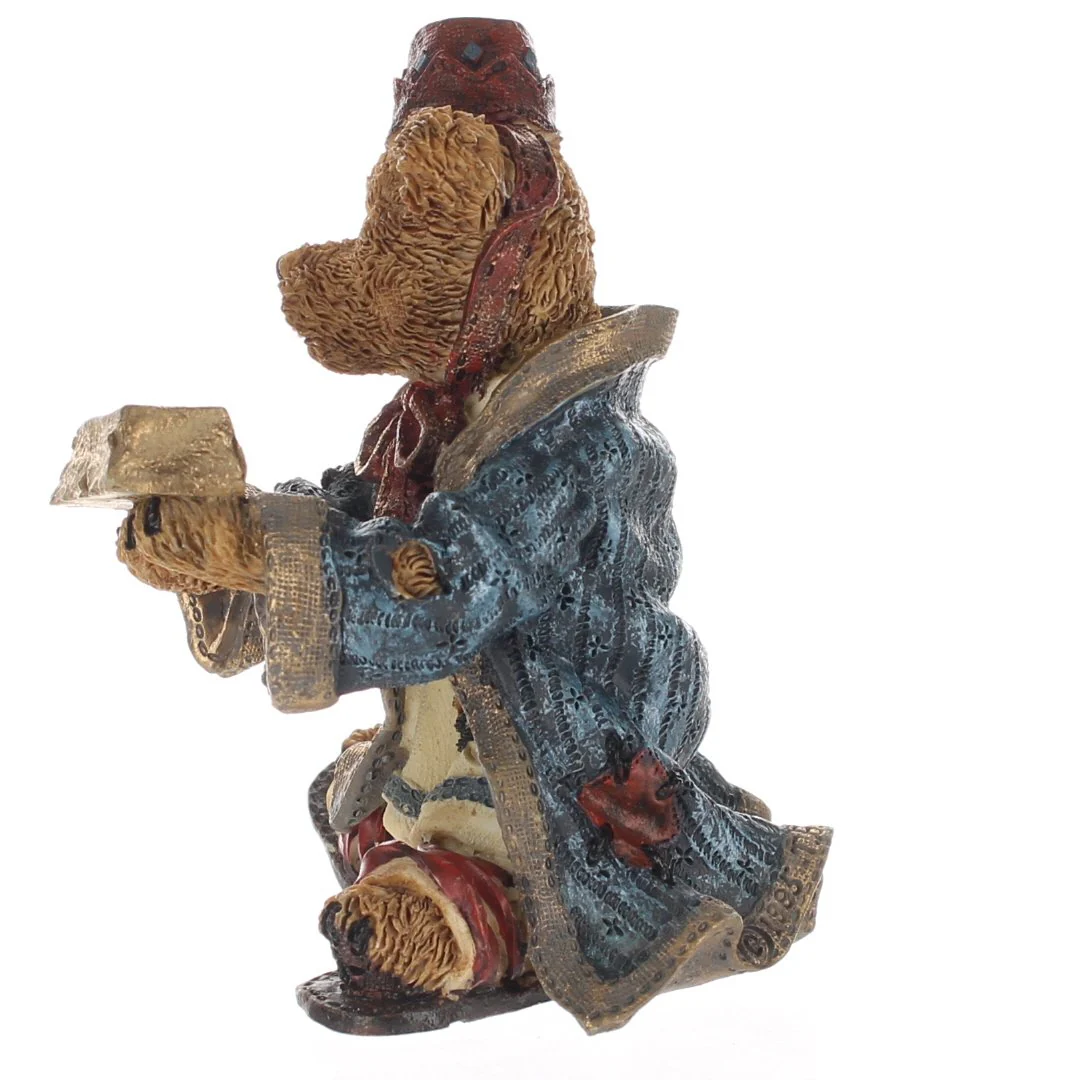 The Bearstone Collection Vintage 1995 Resin Figurine Wilsonâ€¦As Melchior W/Gold - Image 3