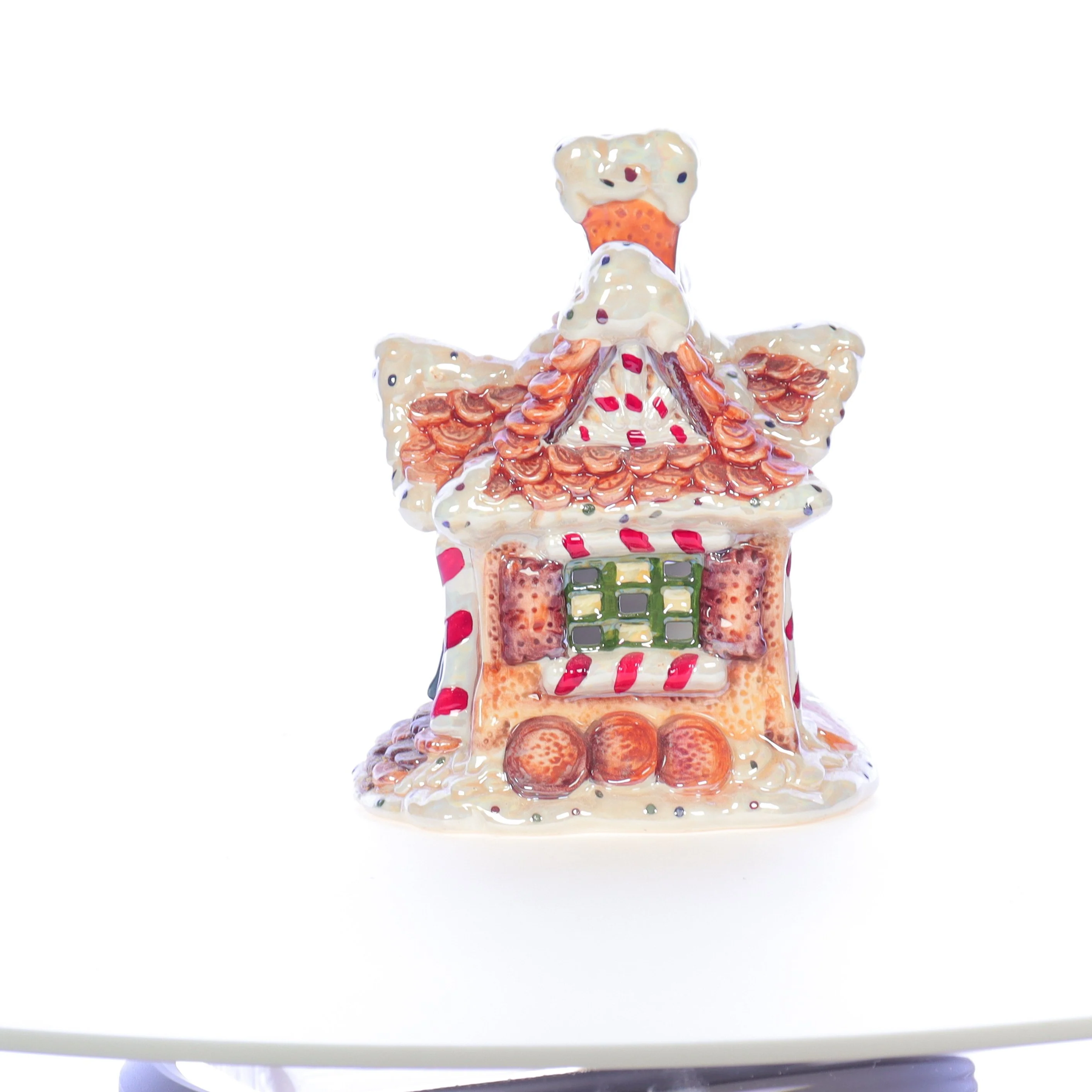 The Bearstone Collection Vintage 2002 Resin Figurine Glossie's Sweet Treat Cottage - Image 3