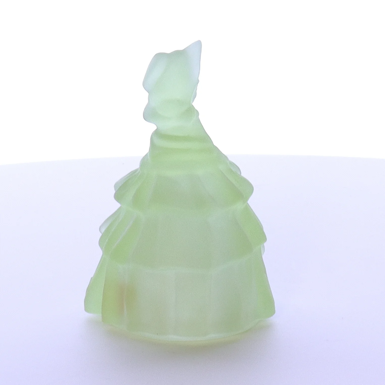 Boyds Crystal Art Vaseline Glass Vintage 1980 Figurine Louise Doll Mistletoe - Image 8