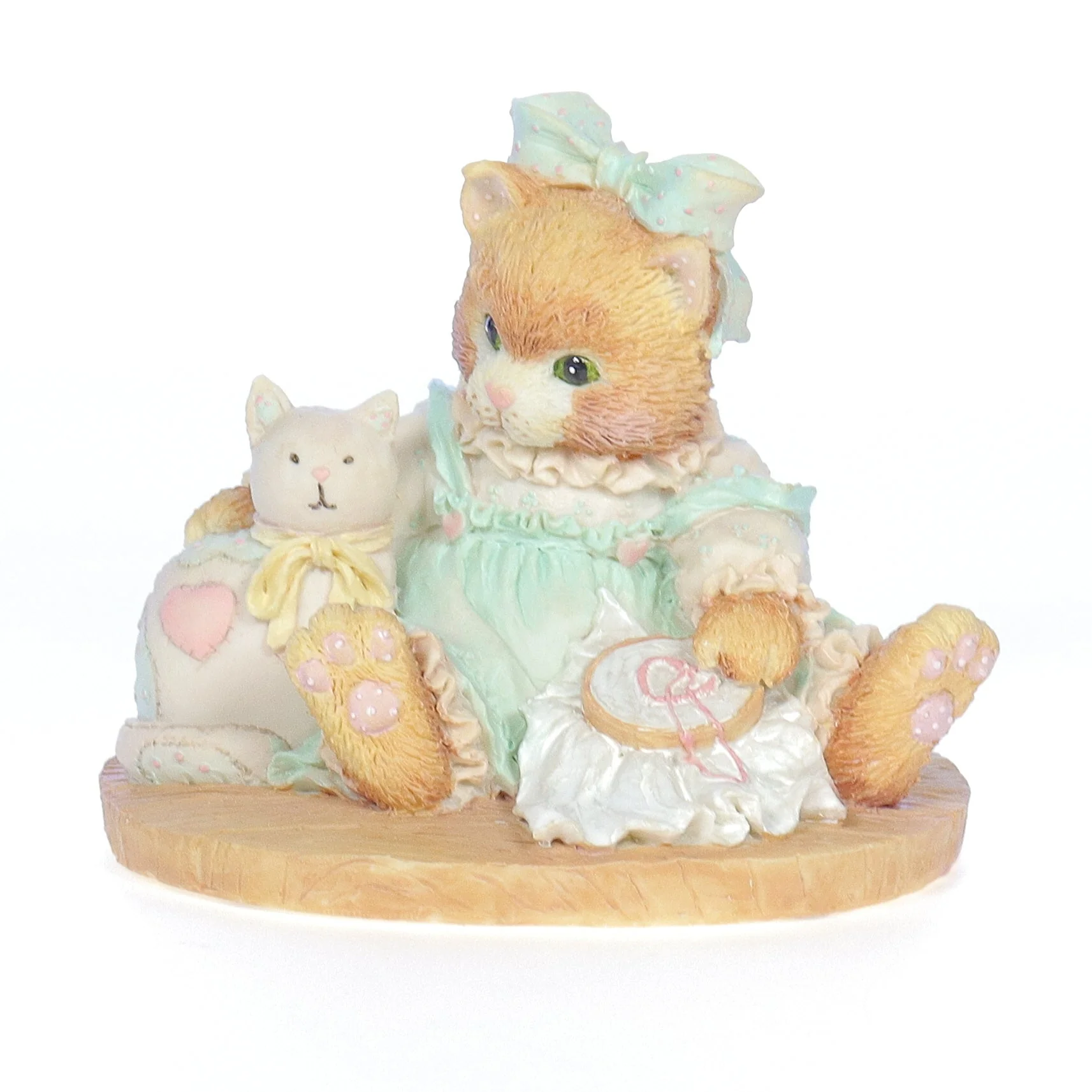 Calico Kittens Vintage 1992 Resin Figurine Friendship Is Sewn Stitch By Stitch