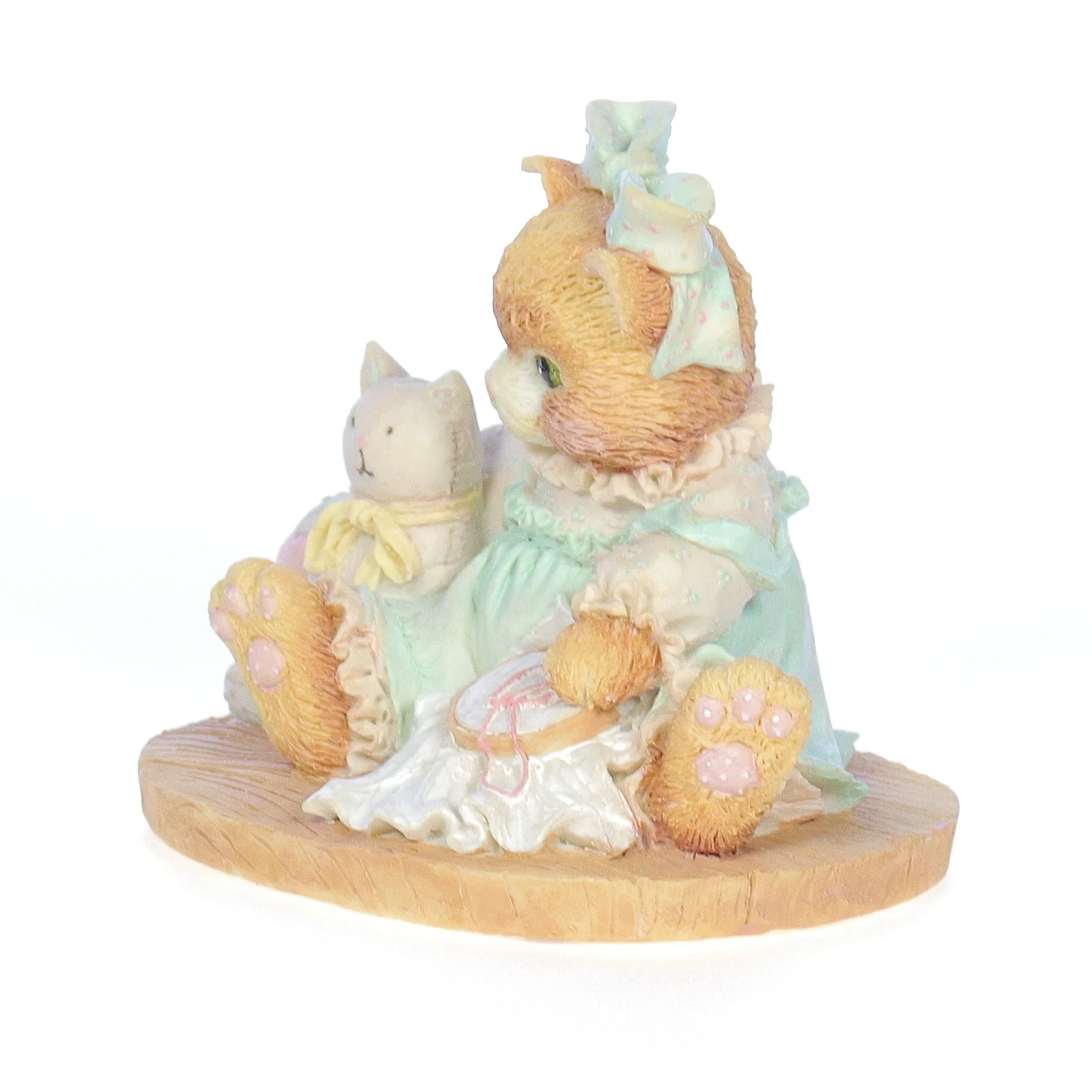 Calico Kittens Vintage 1992 Resin Figurine Friendship Is Sewn Stitch By Stitch - Image 2