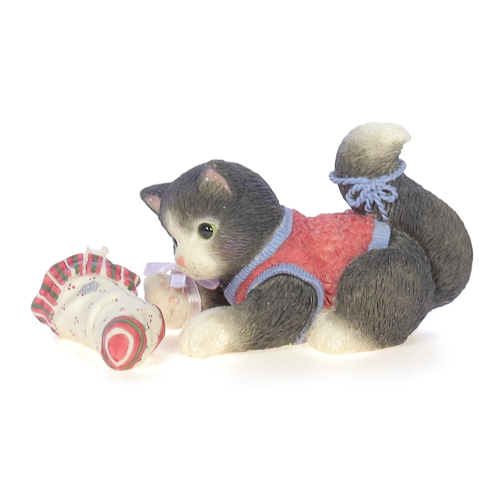 Calico Kittens Vintage 1998 Resin Figurine Sock Full of Love 360090 - Image 2