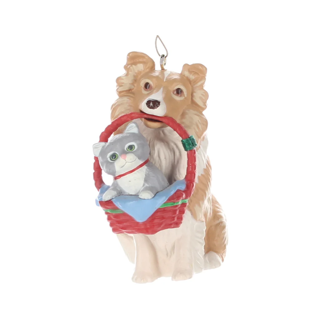 Hallmark Vintage  Resin Figurine Tramp and Laddie QX439-7