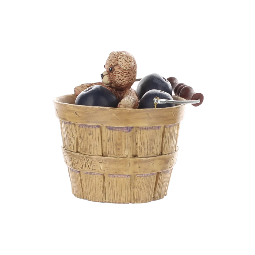 Jan Hagara Vintage  Porcelain Figurine Todd's Basket TM1382 - Image 2