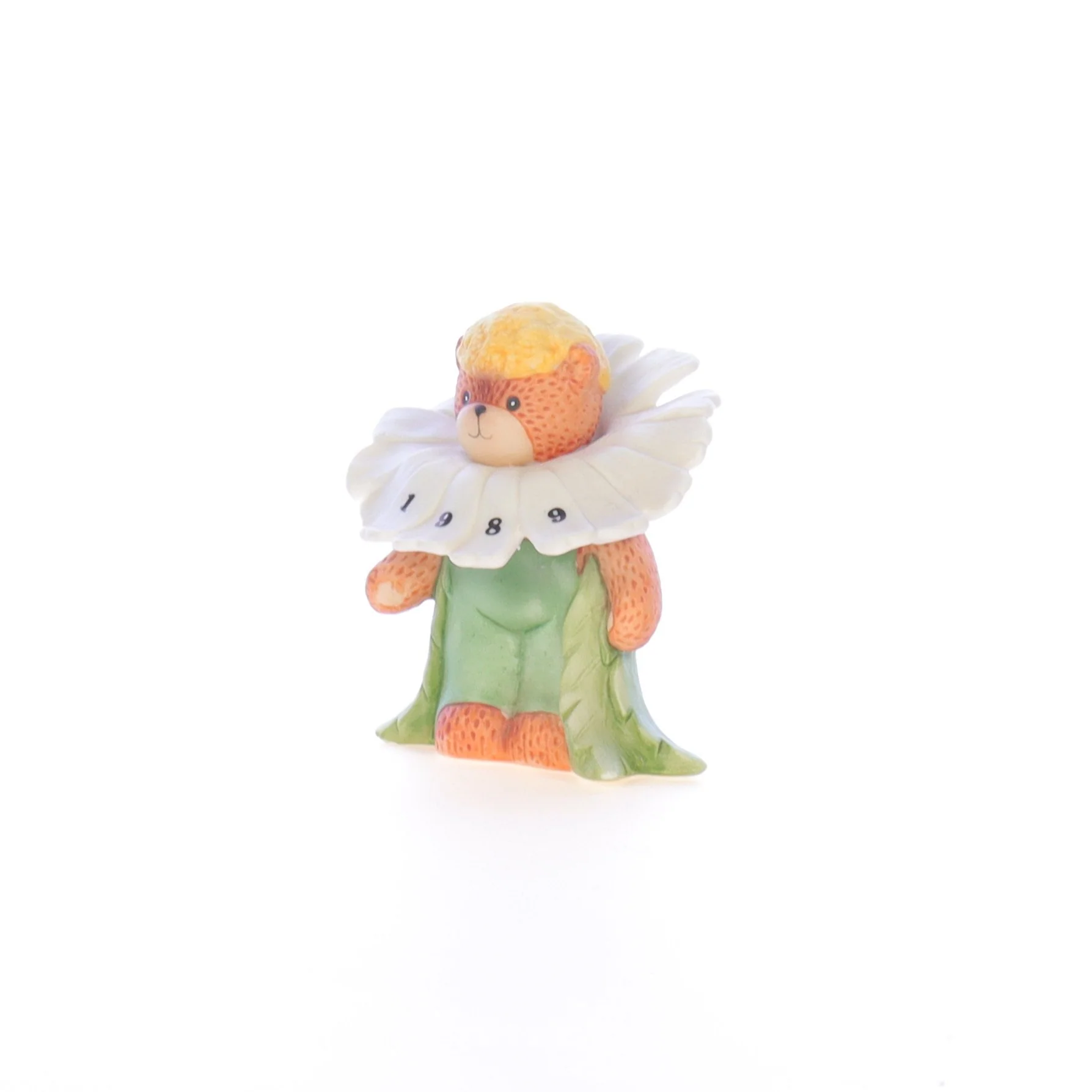 Lucy and Me Vintage 1987 Porcelain Figurine 1989 Flower Petals Lucy_Unknown_004 - Image 2