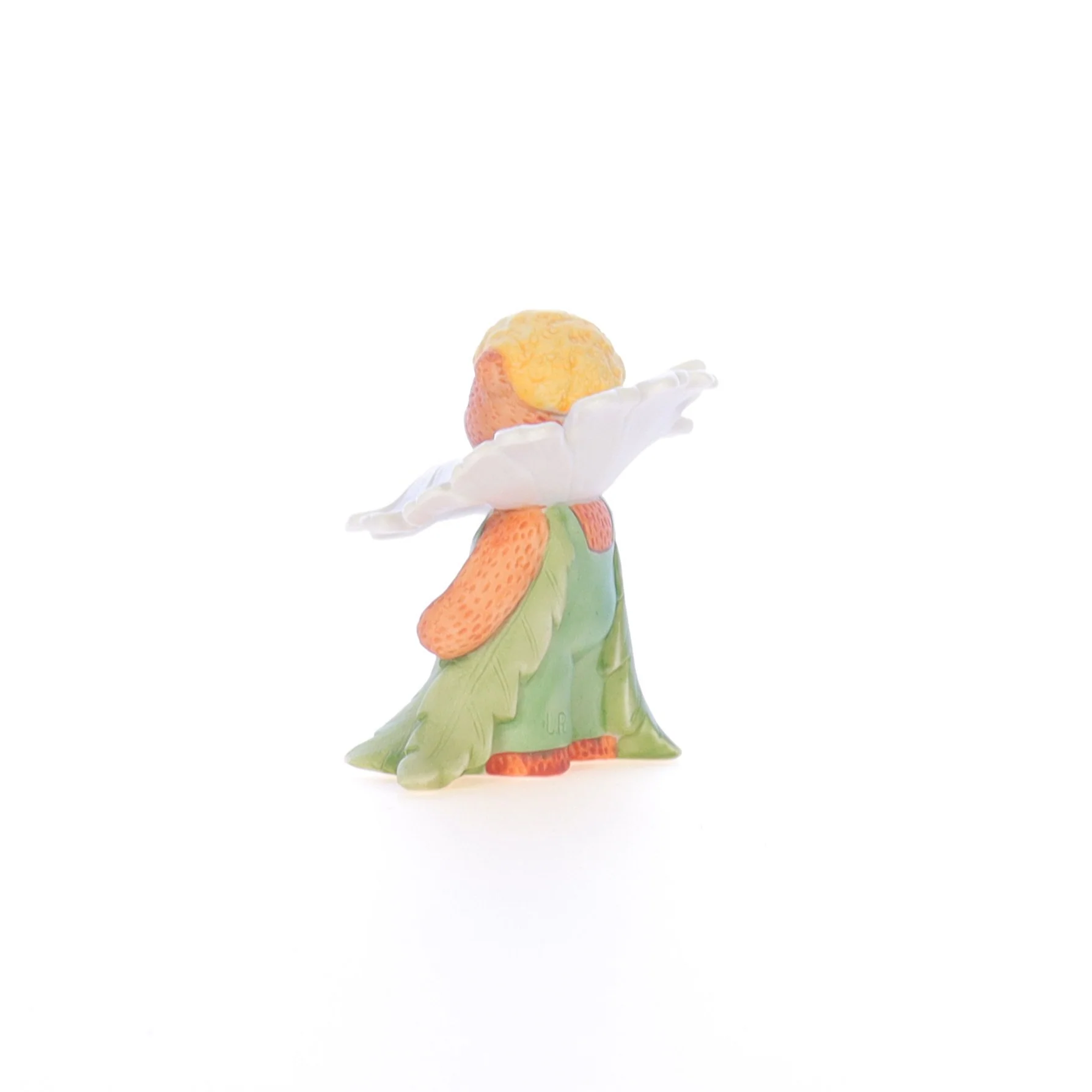 Lucy and Me Vintage 1987 Porcelain Figurine 1989 Flower Petals Lucy_Unknown_004 - Image 4