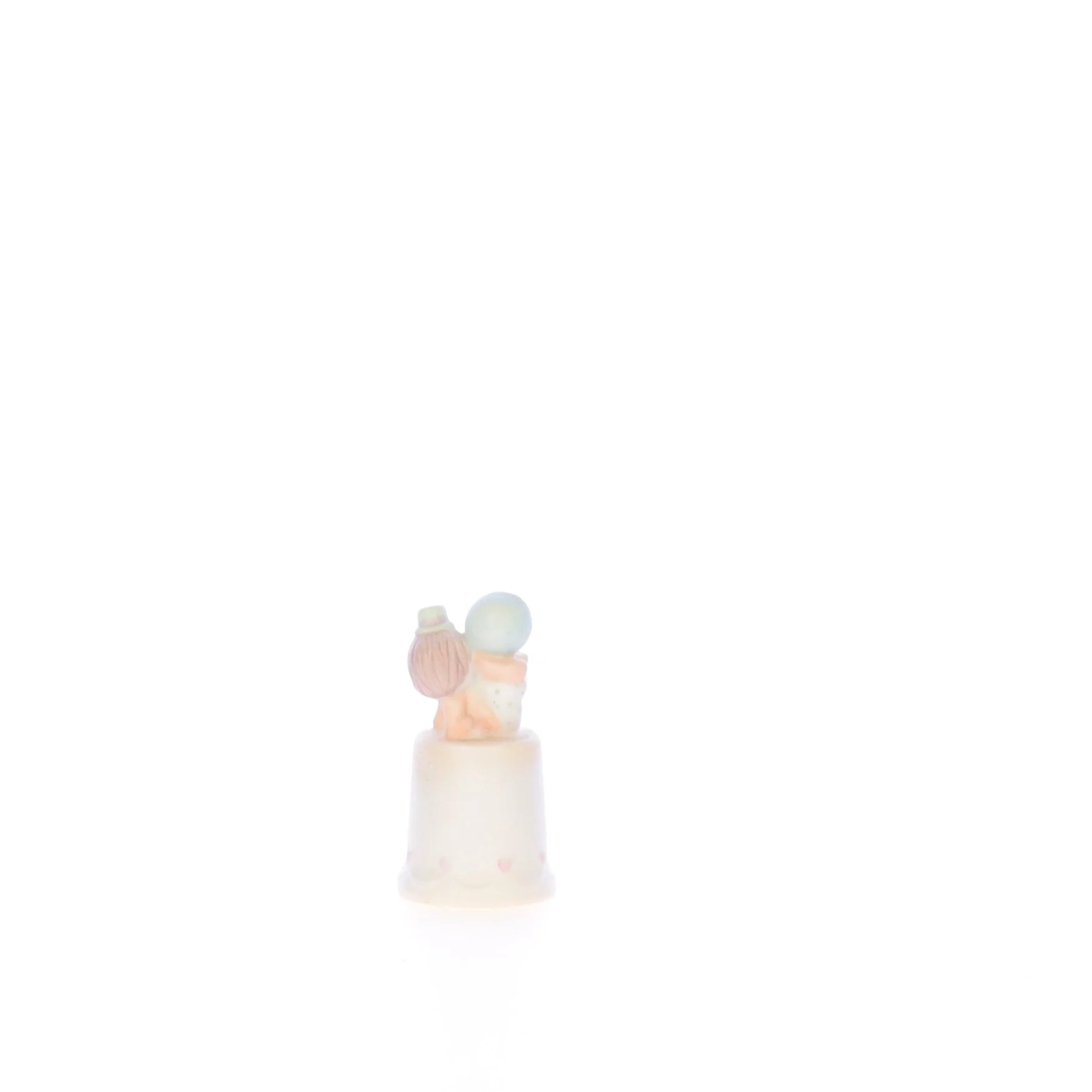 Precious Moments Vintage 1986 Porcelain Figurine Clown with Ball Thimble 100668 - Image 5