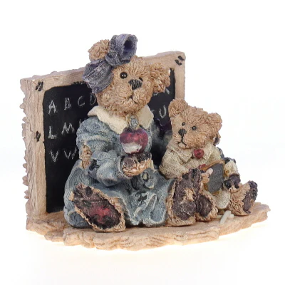The Bearstone Collection Vintage Resin Teacher Figurine 2259 1994 3.25" - Image 8