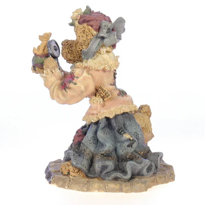 The Bearstone Collection Vintage Resin Hobbies Figurine 227707 The Collector 4" - Image 3