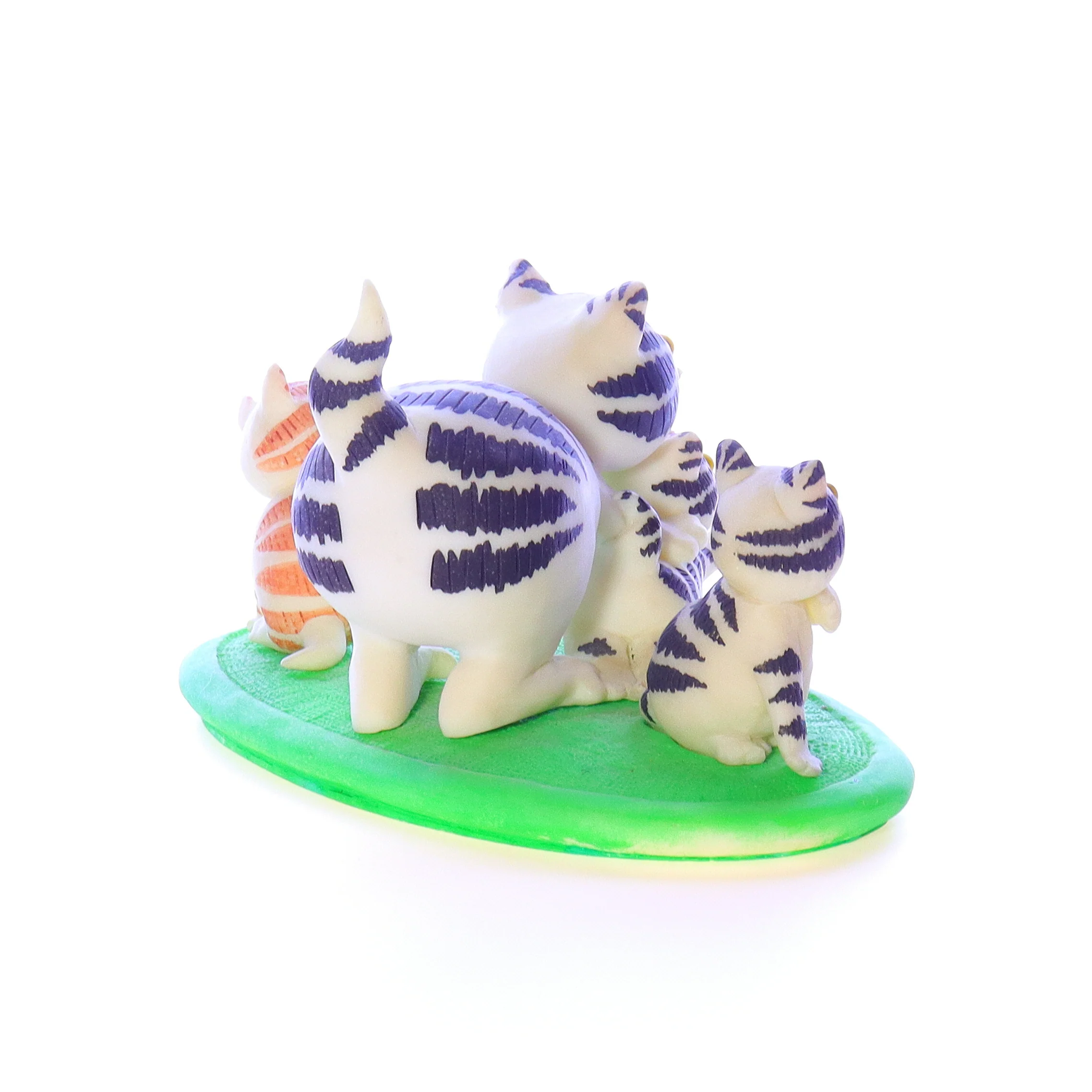 The Danbury Mint Vintage Resin Cat Figurine Bath Time 4.5" - Image 6