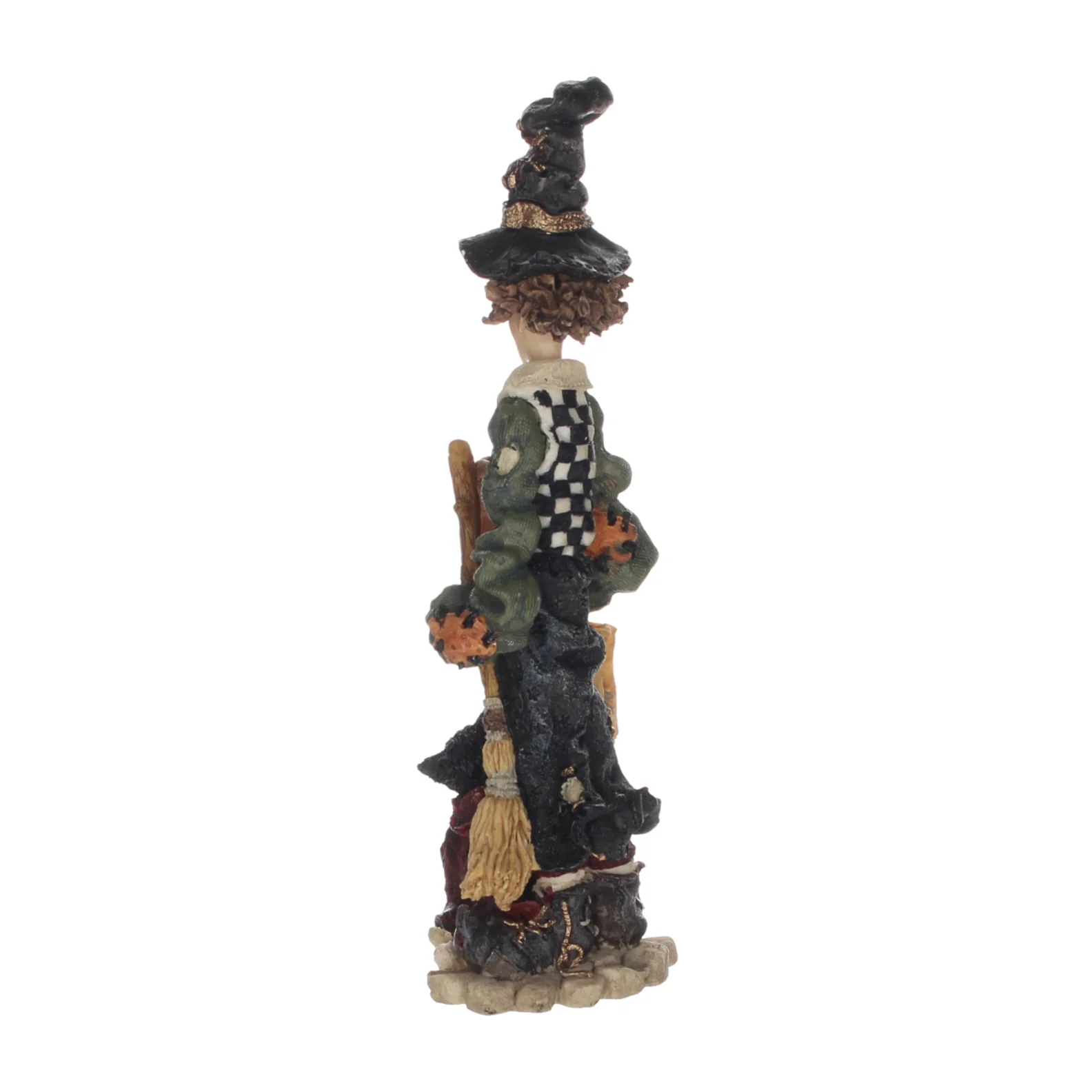 Esmeralda ... The Wonderful Witch - Image 4