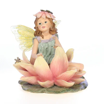 The Wee Folkstone Collection Vintage Resin Spring 1E Figurine 36112 2000 3.5"