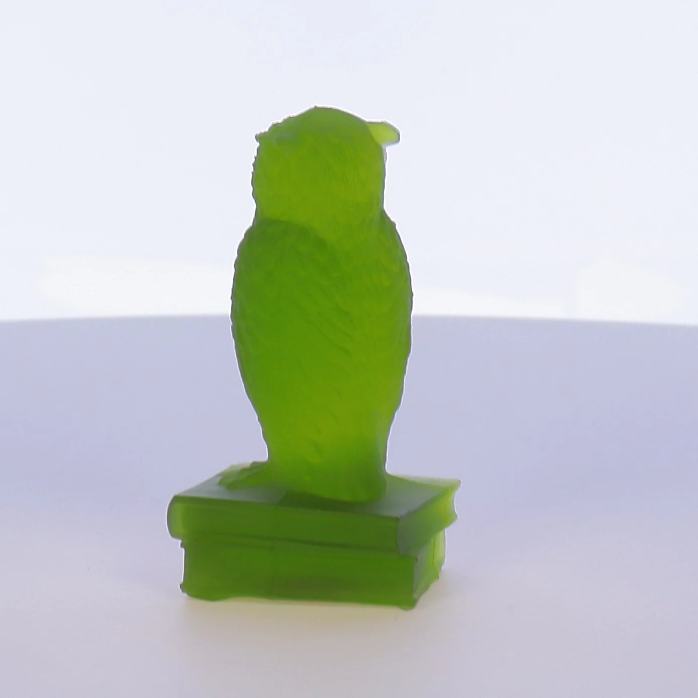 Westmoreland Glass Vintage Glass Figurine Satin Pistachio - Image 4